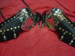 14th Century Heart Embossed Arms - Stainless Steel